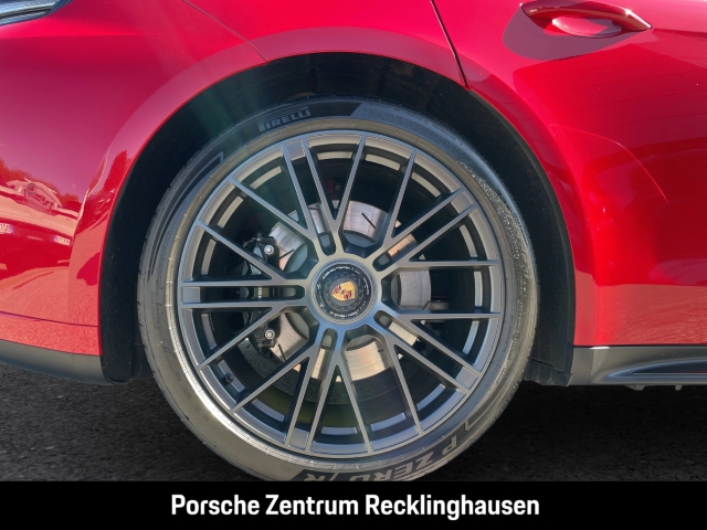 Porsche Panamera GTS InnoDrive HA-Lenkung Head-Up 21-Zoll