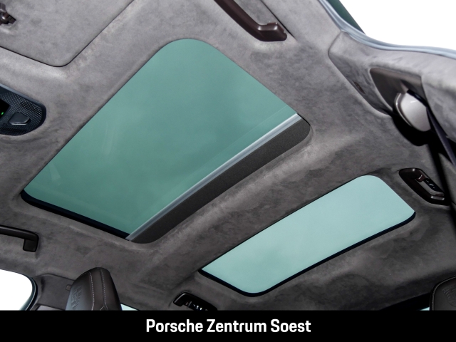 Porsche Panamera GTS/Hinterachslenkung/Panoramadach/BOSE