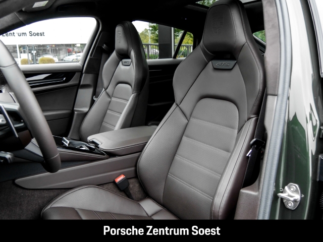 Porsche Panamera GTS/Hinterachslenkung/Panoramadach/BOSE