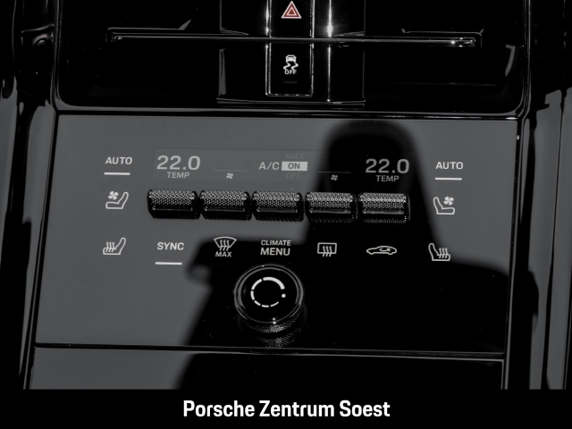 Porsche Panamera GTS/Hinterachslenkung/Panoramadach/BOSE