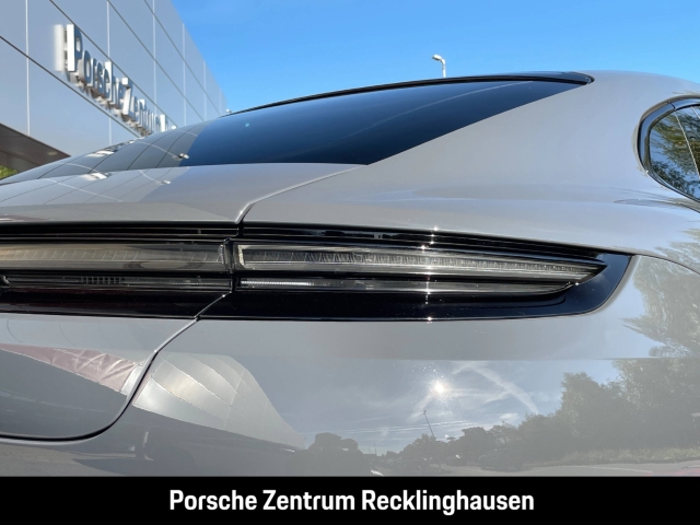 Porsche Panamera GTS HA-Lenkung InnoDrive Head-Up LED