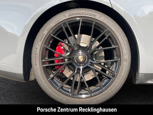 Porsche Panamera GTS HA-Lenkung InnoDrive Head-Up LED