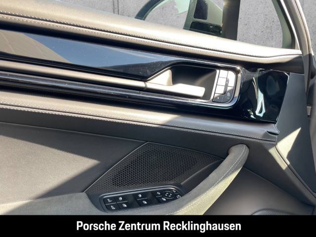 Porsche Panamera GTS HA-Lenkung InnoDrive Head-Up LED