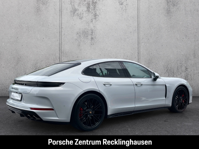 Porsche Panamera GTS Head-Up InnoDrive LED Sportabgas