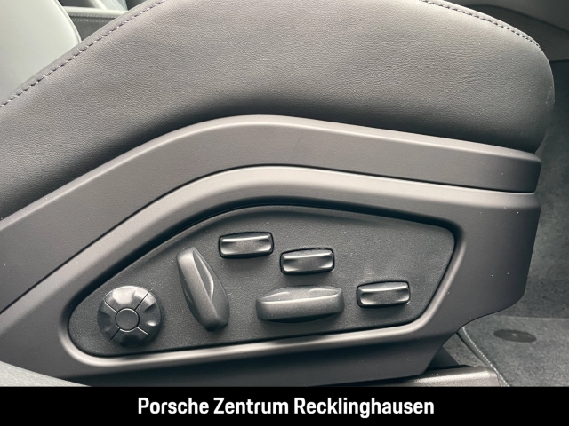 Porsche Panamera GTS Head-Up InnoDrive LED Sportabgas