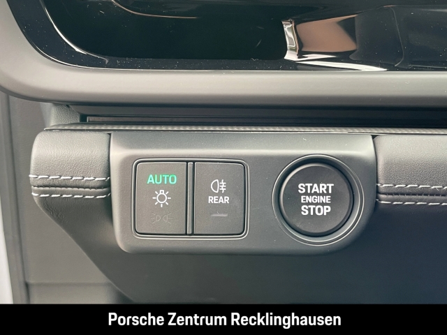 Porsche Panamera GTS Head-Up InnoDrive LED Sportabgas