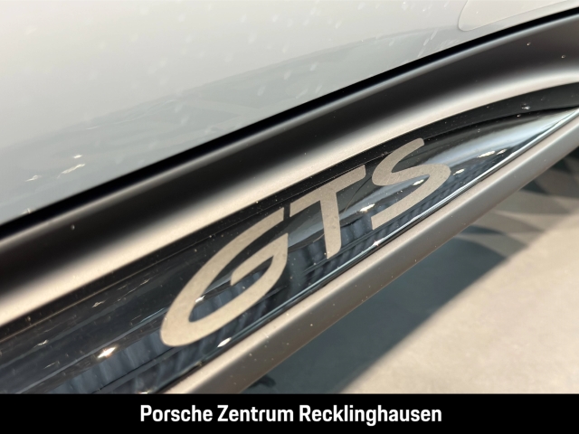 Porsche Panamera GTS Head-Up InnoDrive LED Sportabgas