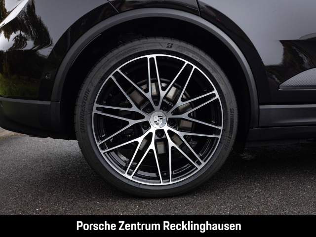 Porsche Macan bo Panorama Surround-View InnoDrive LED
