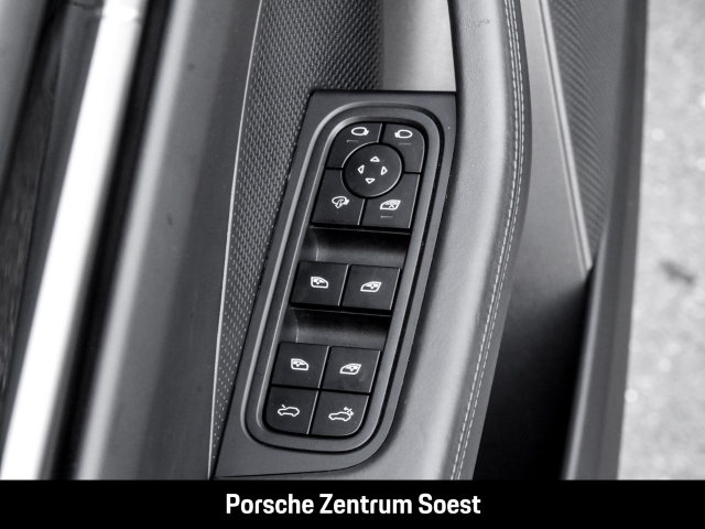 Porsche Macan Electric/21-Zoll/PASM/Panoramadach/BOSE