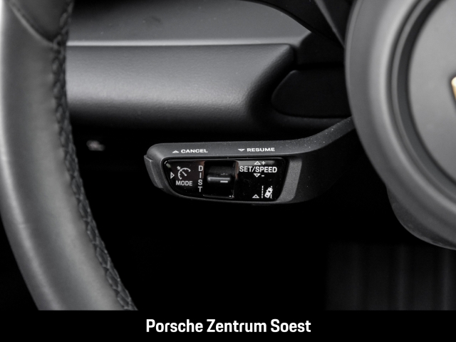 Porsche Macan Electric/21-Zoll/PASM/Panoramadach/BOSE