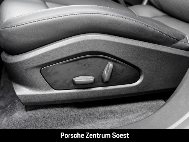 Porsche Macan Electric Basis/21-Zoll/Panoramadach/BOSE