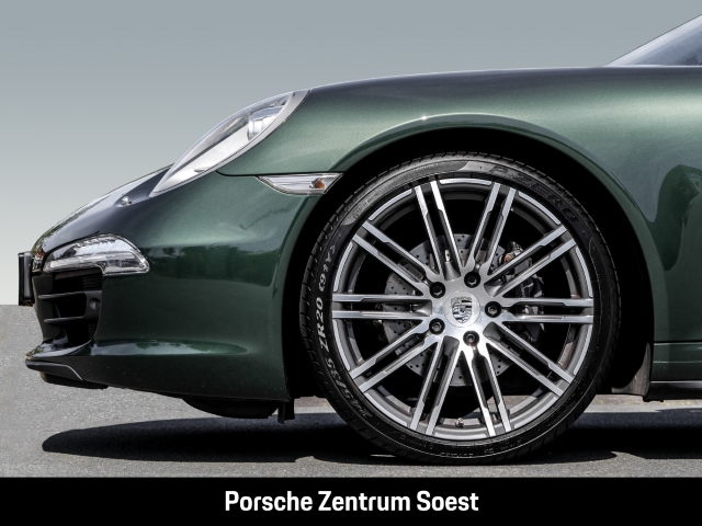 Porsche 991 Carrera 4/PTS: oakgrün/Sport-Chrono/BOSE