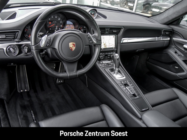 Porsche 991 Carrera 4/PTS: oakgrün/Sport-Chrono/BOSE
