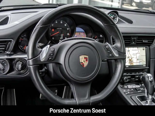 Porsche 991 Carrera 4/PTS: oakgrün/Sport-Chrono/BOSE