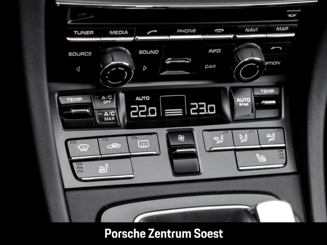 Porsche 991 Carrera 4/PTS: oakgrün/Sport-Chrono/BOSE
