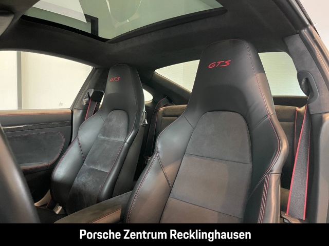 Porsche 991 -1 (911) Carrera 4 GTS