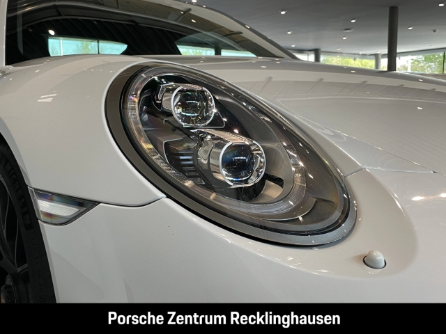 Porsche 991 -1 (911) Carrera 4 GTS