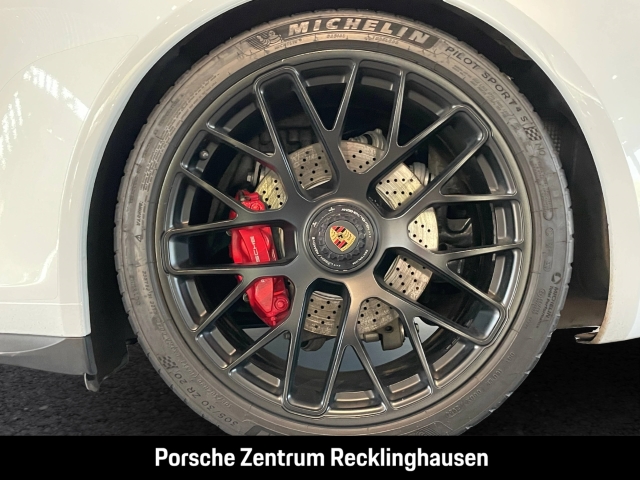 Porsche 991 -1 (911) Carrera 4 GTS