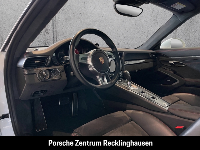 Porsche 991 -1 (911) Carrera 4 GTS