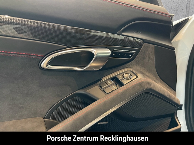 Porsche 991 -1 (911) Carrera 4 GTS