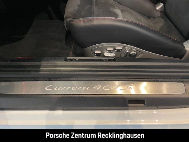 Porsche 991 -1 (911) Carrera 4 GTS