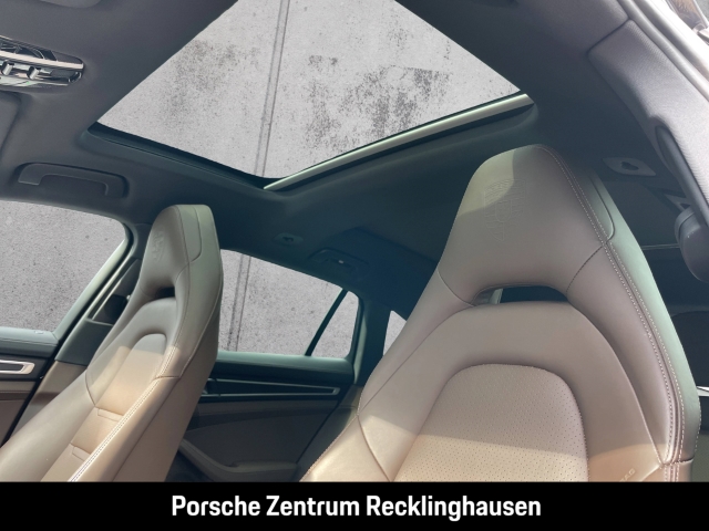 Porsche Panamera 4 E-Hybrid SportTurismo PlatinumEdition