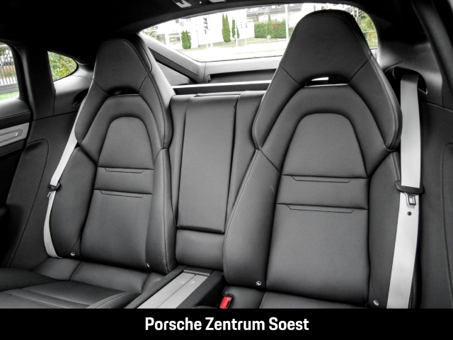 Porsche Panamera 4 E-Hybrid Platinum Edition/SportChrono