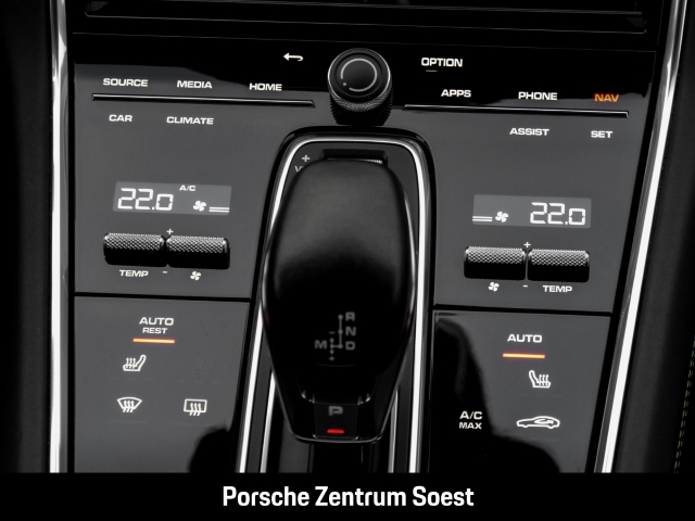 Porsche Panamera 4 E-Hybrid Platinum Edition/SportChrono