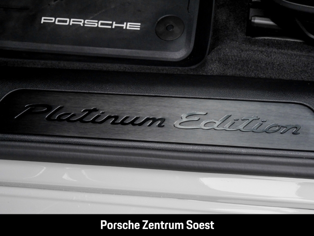 Porsche Panamera 4 E-Hybrid Platinum Edition/SportChrono