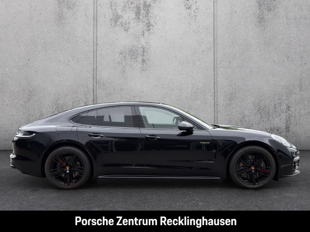 Porsche Panamera 4 E-Hybrid Platinum Edition InnoDrive