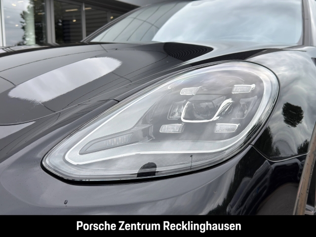 Porsche Panamera 4 E-Hybrid Platinum Edition InnoDrive