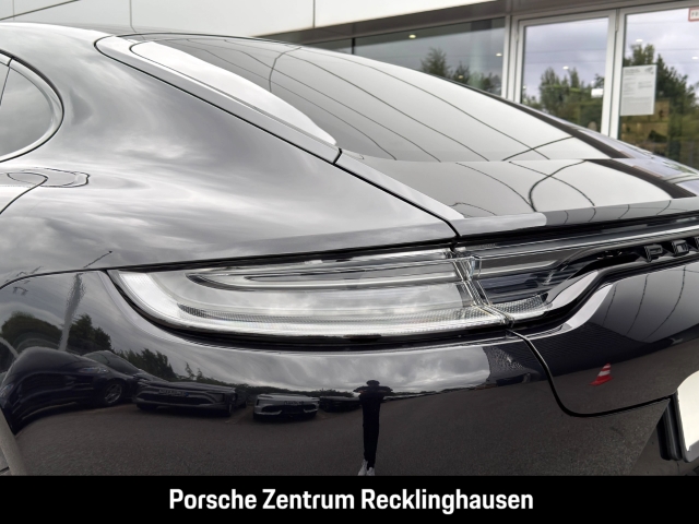 Porsche Panamera 4 E-Hybrid Platinum Edition InnoDrive