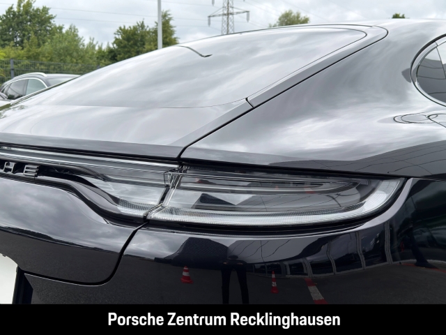 Porsche Panamera 4 E-Hybrid Platinum Edition InnoDrive