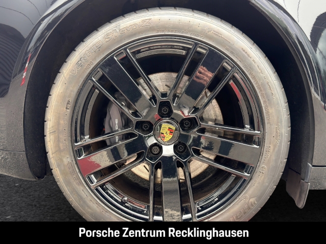 Porsche Panamera 4 E-Hybrid Platinum Edition InnoDrive