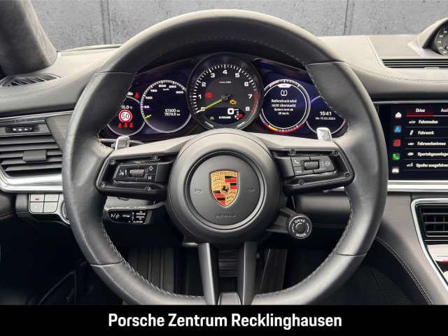 Porsche Panamera 4 E-Hybrid Platinum Edition InnoDrive