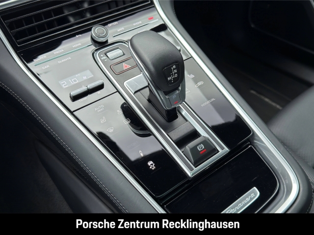 Porsche Panamera 4 E-Hybrid Platinum Edition InnoDrive