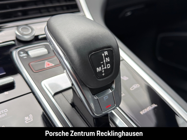 Porsche Panamera 4 E-Hybrid Platinum Edition InnoDrive