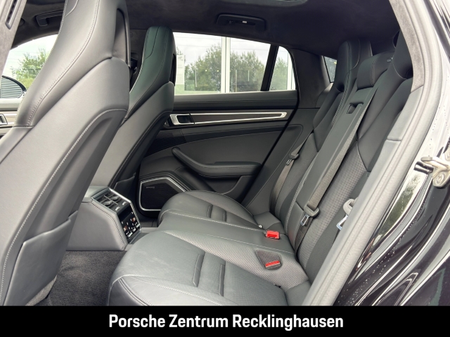 Porsche Panamera 4 E-Hybrid Platinum Edition InnoDrive