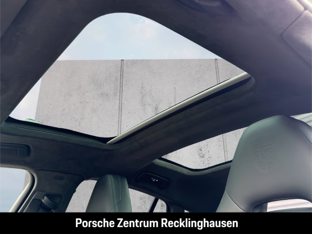 Porsche Panamera 4 E-Hybrid Platinum Edition InnoDrive