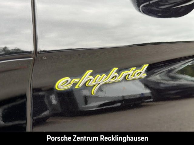 Porsche Panamera 4 E-Hybrid Platinum Edition InnoDrive
