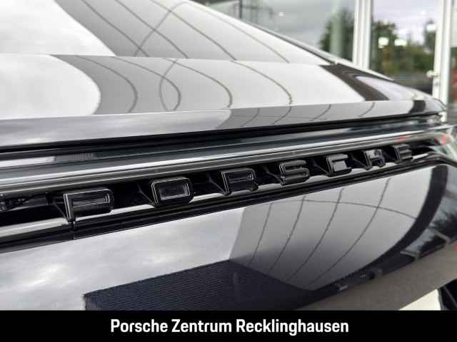 Porsche Panamera 4 E-Hybrid Platinum Edition InnoDrive