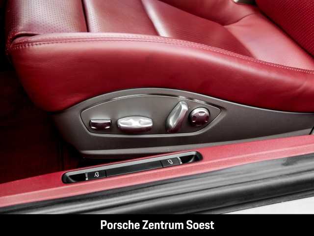 Porsche 991 Targa 4 GTS/ParkAssistent/BOSE