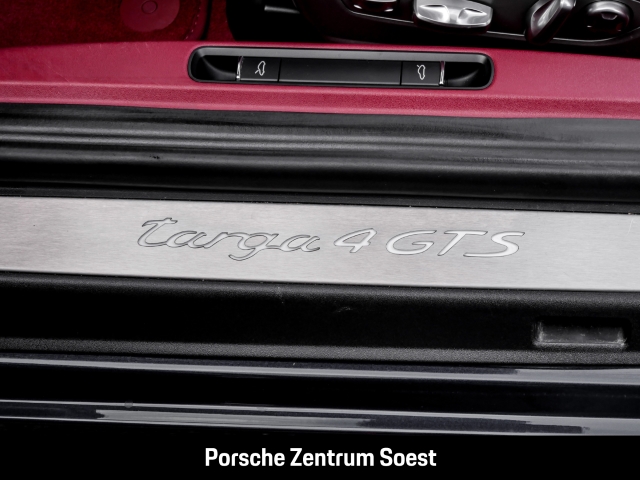 Porsche 991 Targa 4 GTS/ParkAssistent/BOSE