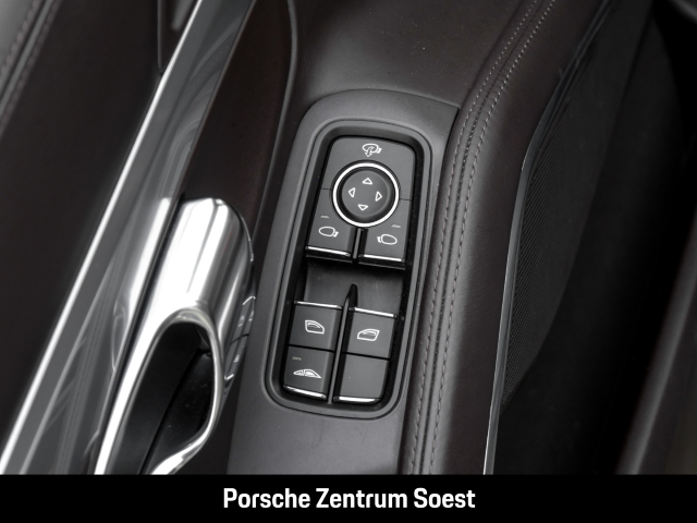 Porsche 991 Carrera Cabriolet/PASM/ParkAssistent/BOSE