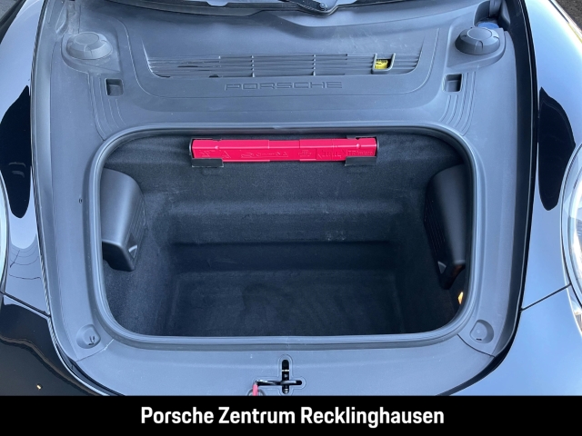 Porsche 991 911 Carrera 4 Cabriolet Black Edition