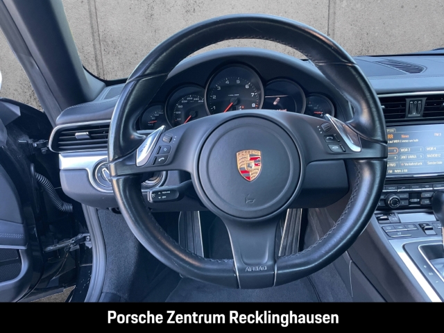 Porsche 991 911 Carrera 4 Cabriolet Black Edition