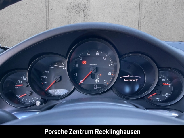 Porsche 991 911 Carrera 4 Cabriolet Black Edition