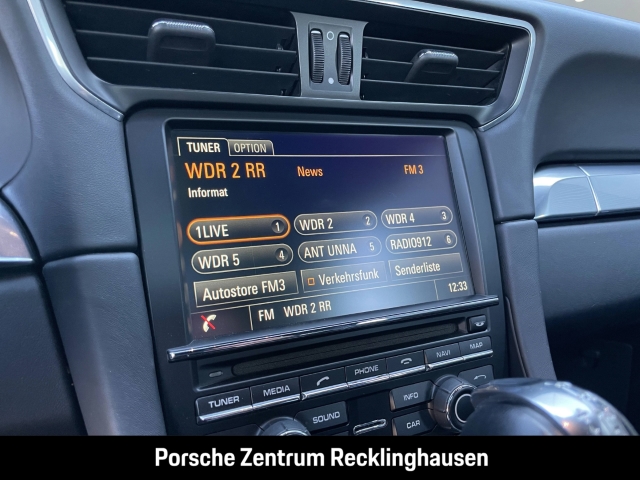 Porsche 991 911 Carrera 4 Cabriolet Black Edition