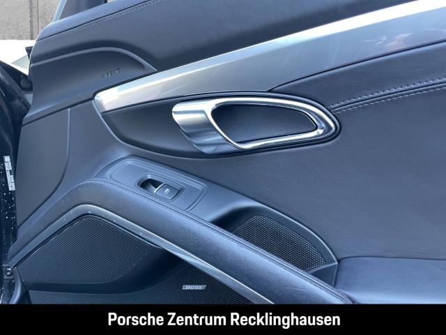 Porsche 991 911 Carrera 4 Cabriolet Black Edition