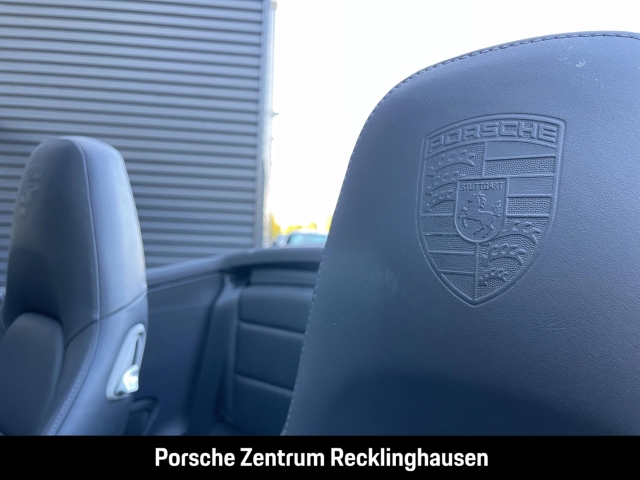 Porsche 991 911 Carrera 4 Cabriolet Black Edition